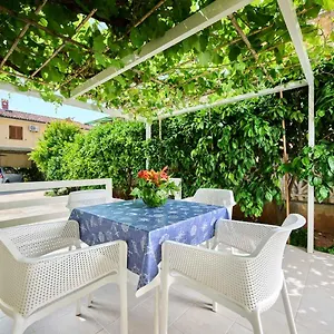 https://apartman-ema-novigrad-istria.in-istria.net